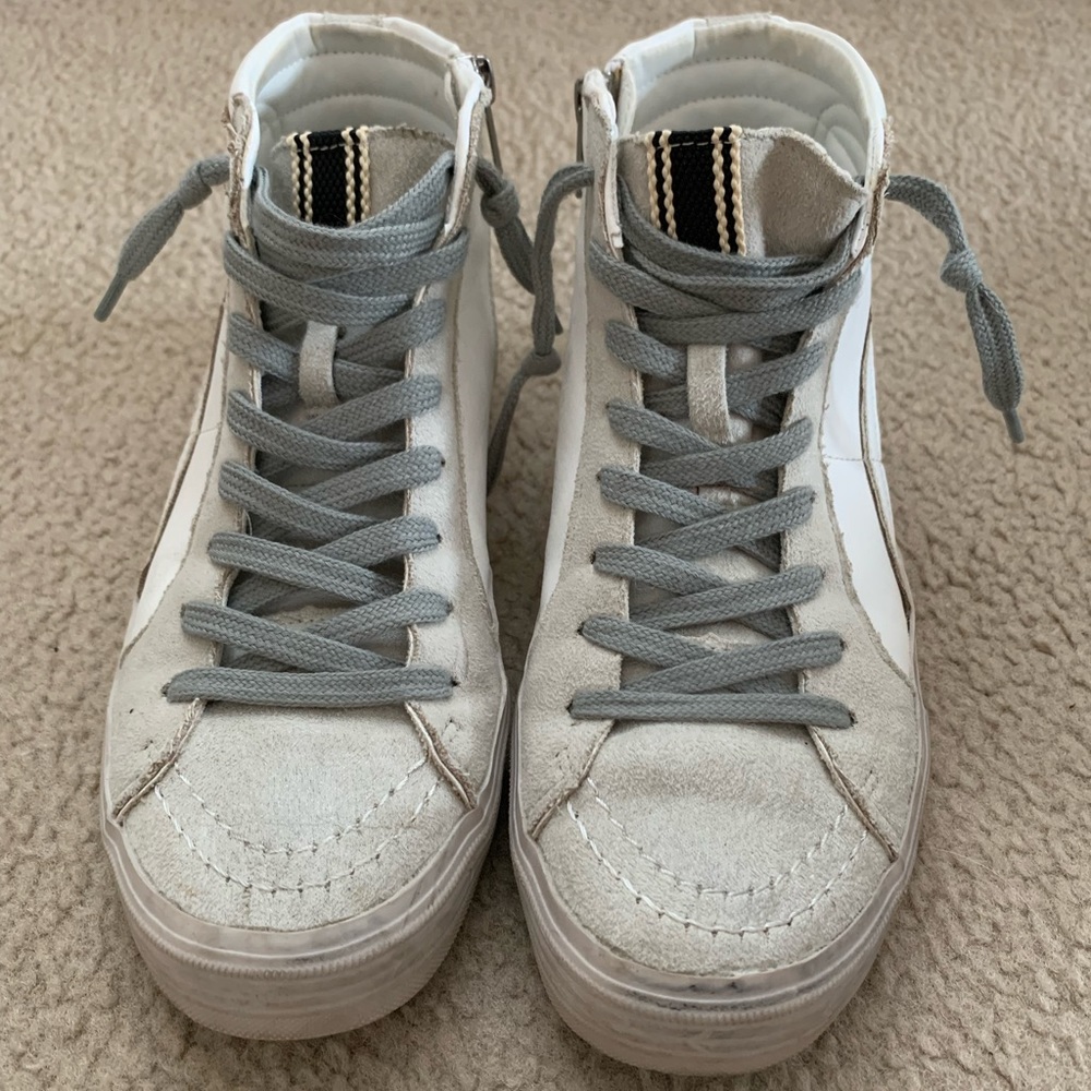 Shushop star sneakers